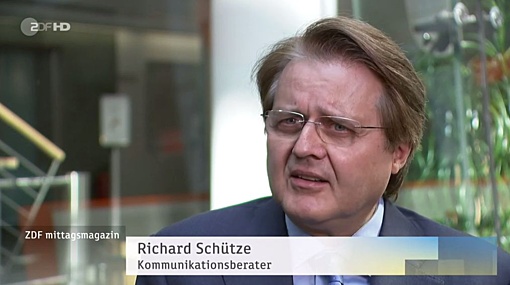 Screenshot einer ZDF-Mittagsmagazinsendung mit Richard Schütze als Interviewpartner